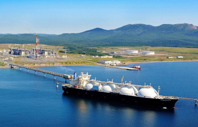 Паромы между Сахалином и Хабаровским краем прекратили работу из-за шторма