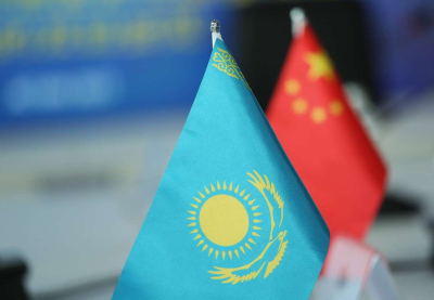 Казахстан и Китай увеличивают объемы перевозок автотранспортом