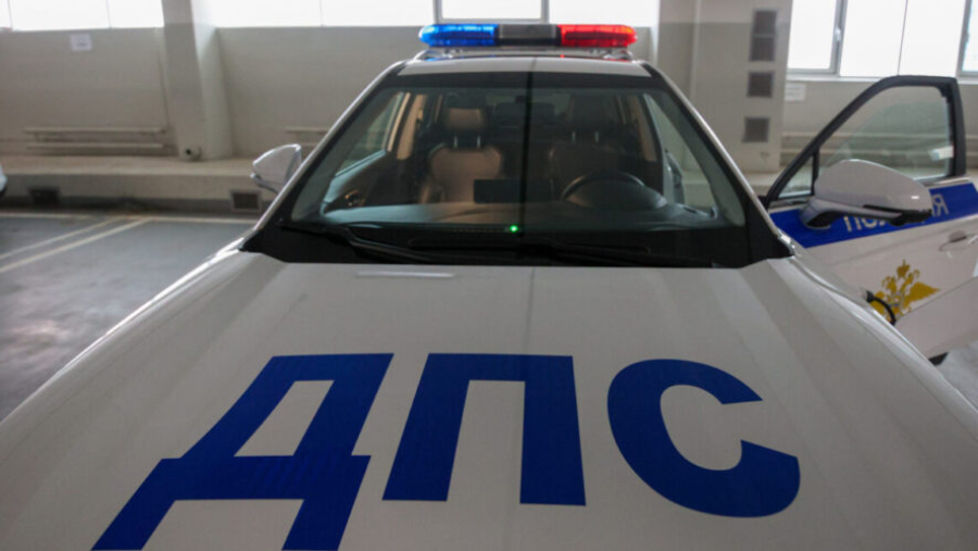 В Казани задержали 82-летнего деда, рассекавшего на авто задним ходом по встречке 20/03/2026 &ndash; Новости