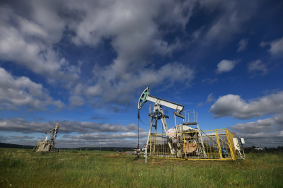 Нефть обвалилась на мировых рынках из-за перемирия США и Ирана