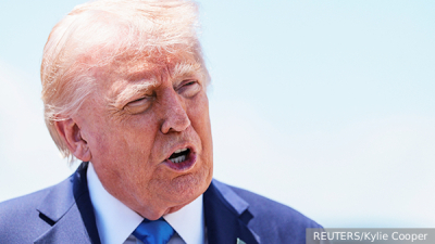 Трамп нарушил королевский протокол при встрече с Карлом III