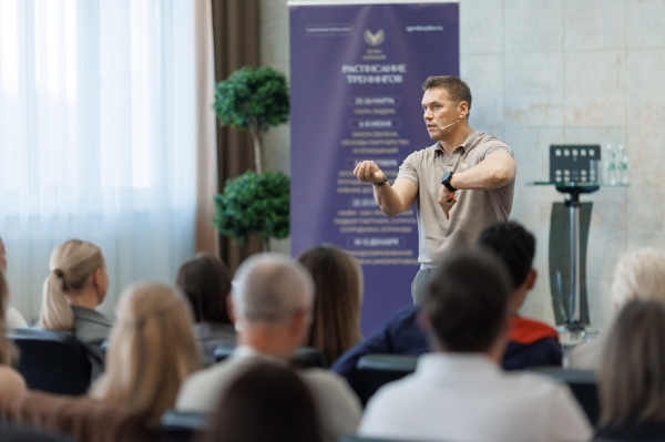 &laquo;Закон обмена&raquo; в Челнах: три дня о коммуникации и отношениях