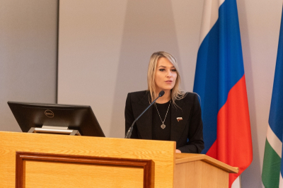 Омбудсмен Лантратова взяла под опеку свердловскую молодежь