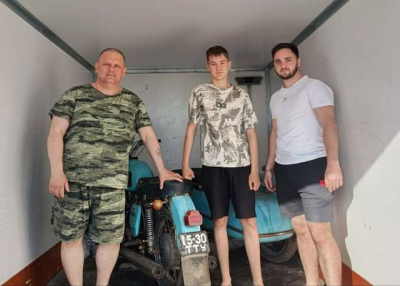 Активисты Татарстана передали мотоцикл и гуманитарную помощь бойцам СВО