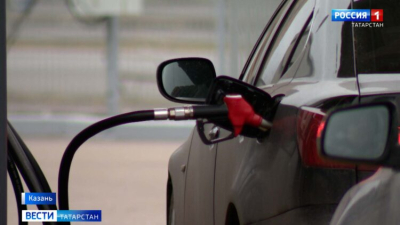 В Татарстане за неделю выросли цены на три вида бензина