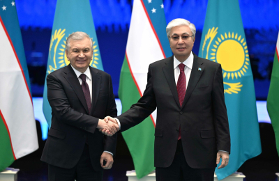 Президент Касым-Жомарт Токаев провел неформальную встречу с Президентом Узбекистана Шавкатом Мирзиёевым