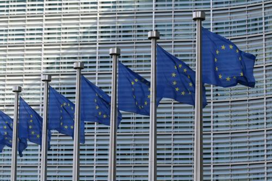 Задержки поставок оружия США вызвали тревогу по всей Европе и стали плохой новостью для Украины, пишет Financial Times