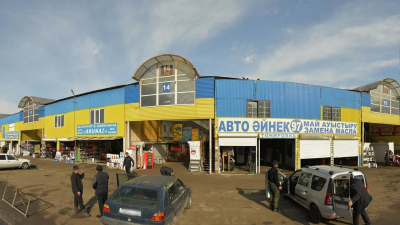 В Алматы хотят закрыть авторынок казахстанских миллиардеров