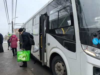 В Новосибирске льготники смогут оплачивать проезд через MAX