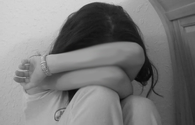 Депутат: Родственники вовлекли 13-летюю кыргызстанку в проституцию в Дубае