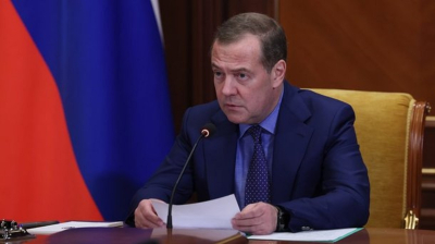 Медведев призвал Евросоюз заткнуться на тему атаки дрона в Румынии