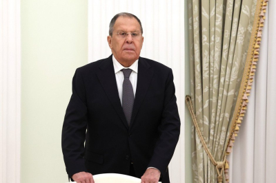 Лавров: страны Запада объявили России войну с помощью Украины