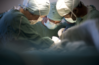 В Приморье хирурги спасли пациента с редчайшим случаем &laquo;банкетного&raquo; пищевода