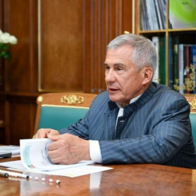 Рустам Минниханов стал лауреатом премии Нобеля