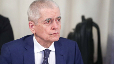 Онищенко назвал безграмотной инициативой увеличить отпуск с 28 до 35 дней